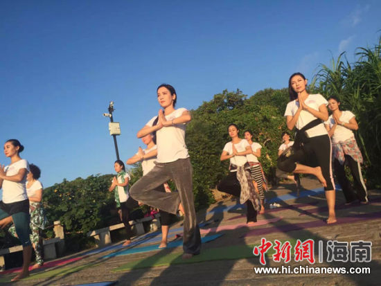 大型慈善真人秀《美·力量最美夫人》走进蜈支洲岛